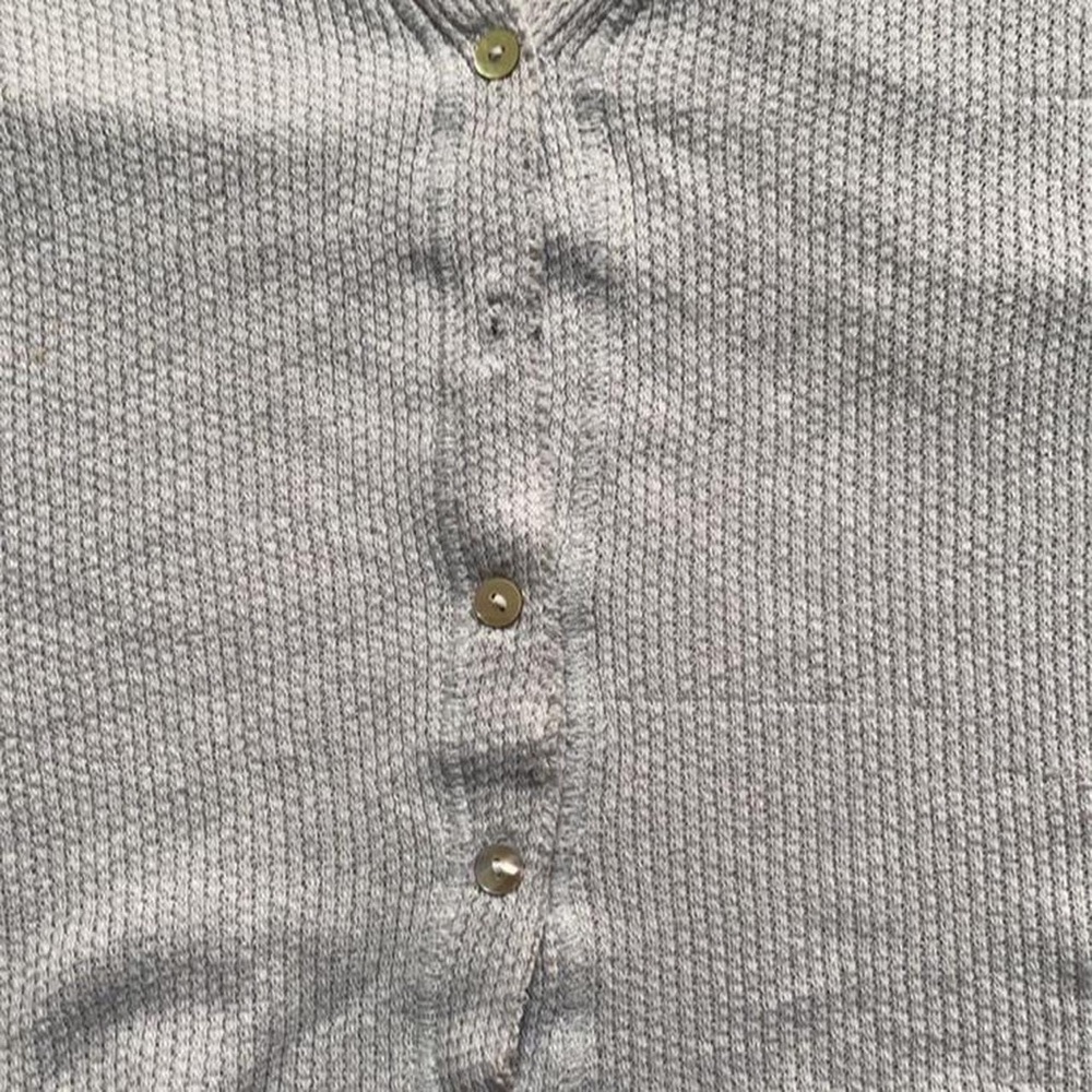 Urban Outfitters Sweater - Picture 5 of 5